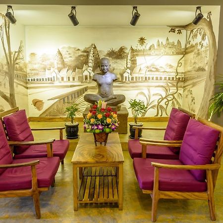 Double Leaf Boutique Hotel Πνομ Πενχ Εξωτερικό φωτογραφία