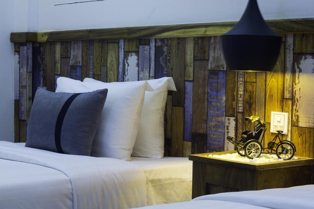 Double Leaf Boutique Hotel Πνομ Πενχ Εξωτερικό φωτογραφία
