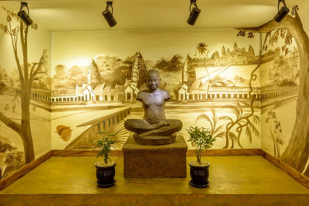 Double Leaf Boutique Hotel Πνομ Πενχ Εξωτερικό φωτογραφία