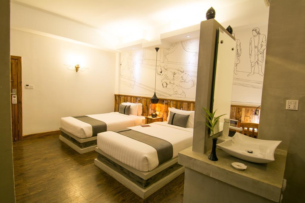 Double Leaf Boutique Hotel Πνομ Πενχ Εξωτερικό φωτογραφία