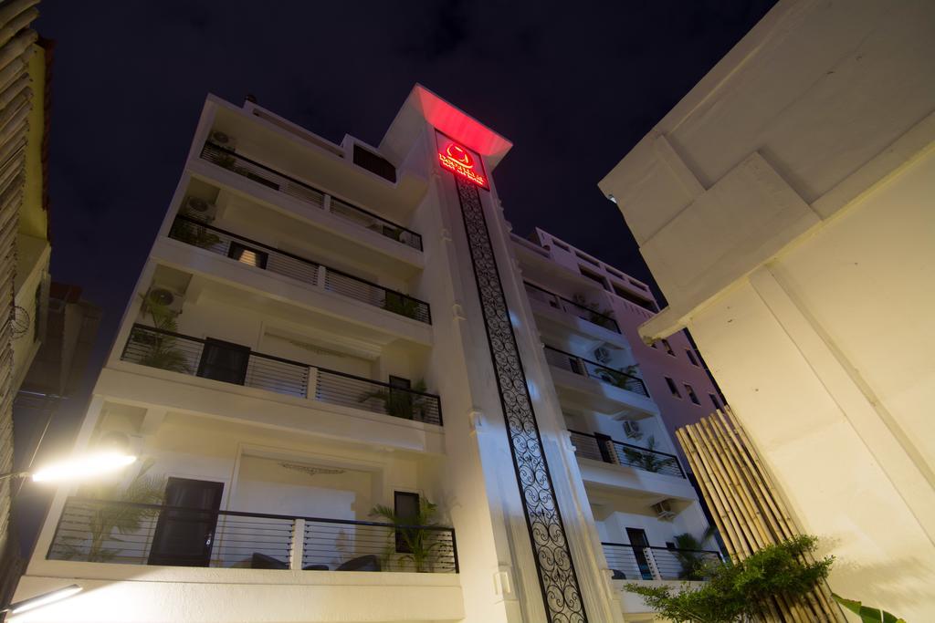 Double Leaf Boutique Hotel Πνομ Πενχ Εξωτερικό φωτογραφία