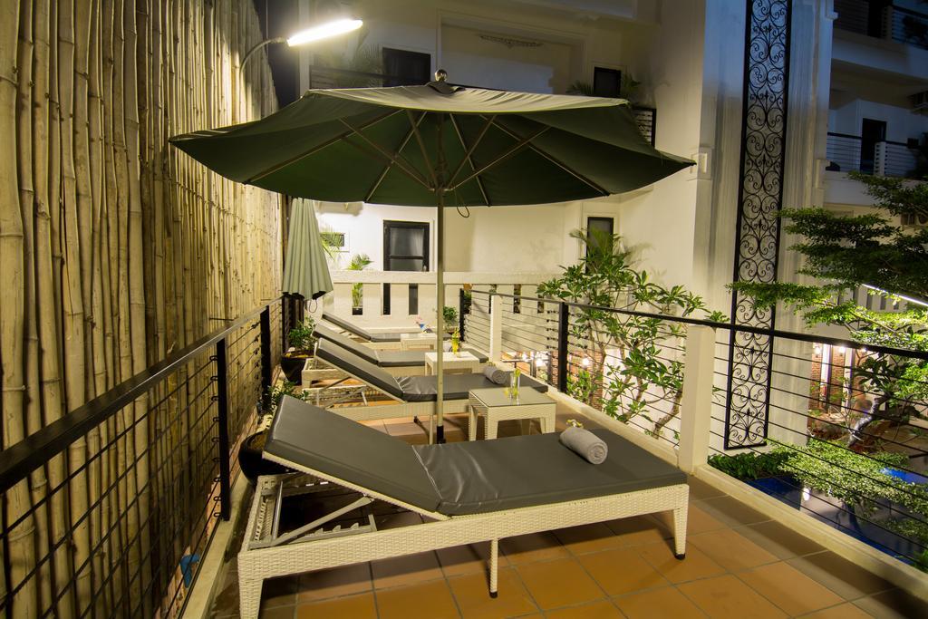 Double Leaf Boutique Hotel Πνομ Πενχ Εξωτερικό φωτογραφία