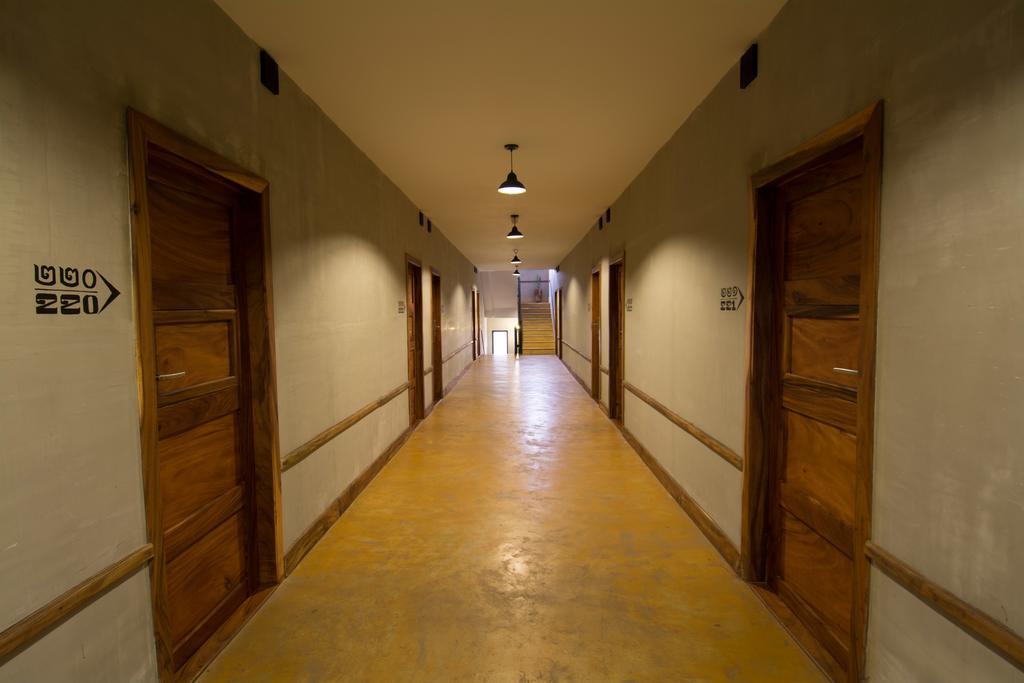 Double Leaf Boutique Hotel Πνομ Πενχ Εξωτερικό φωτογραφία