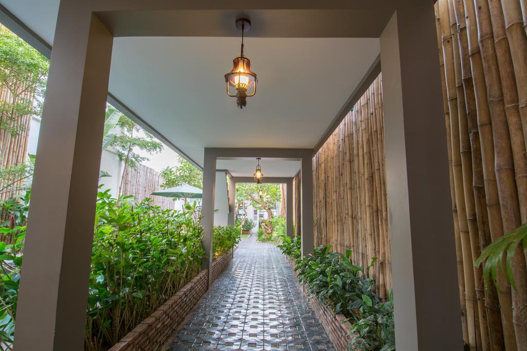 Double Leaf Boutique Hotel Πνομ Πενχ Εξωτερικό φωτογραφία