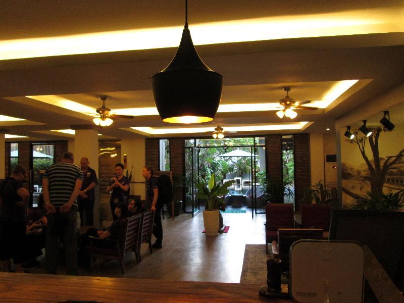 Double Leaf Boutique Hotel Πνομ Πενχ Εξωτερικό φωτογραφία