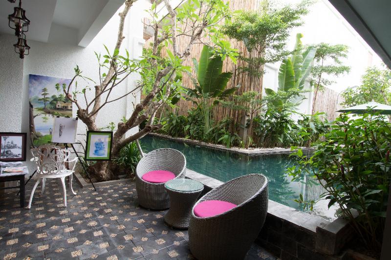 Double Leaf Boutique Hotel Πνομ Πενχ Εξωτερικό φωτογραφία