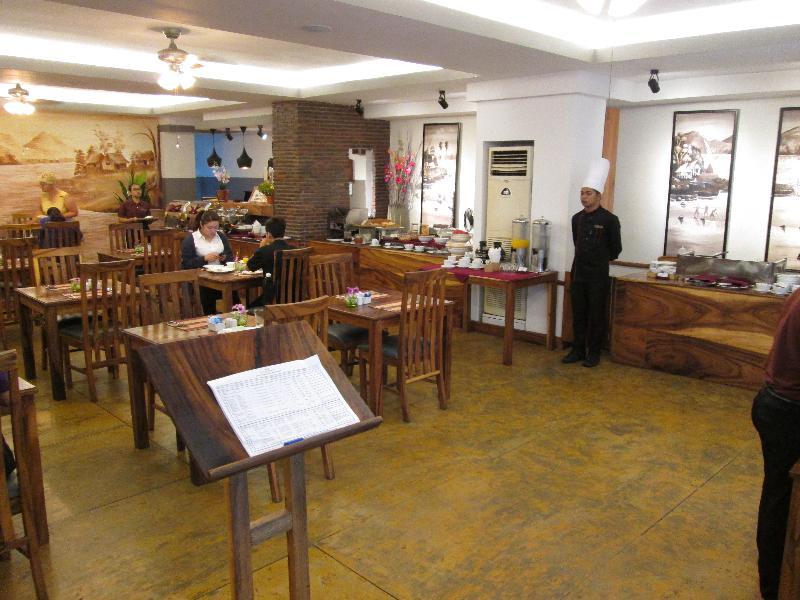 Double Leaf Boutique Hotel Πνομ Πενχ Εξωτερικό φωτογραφία